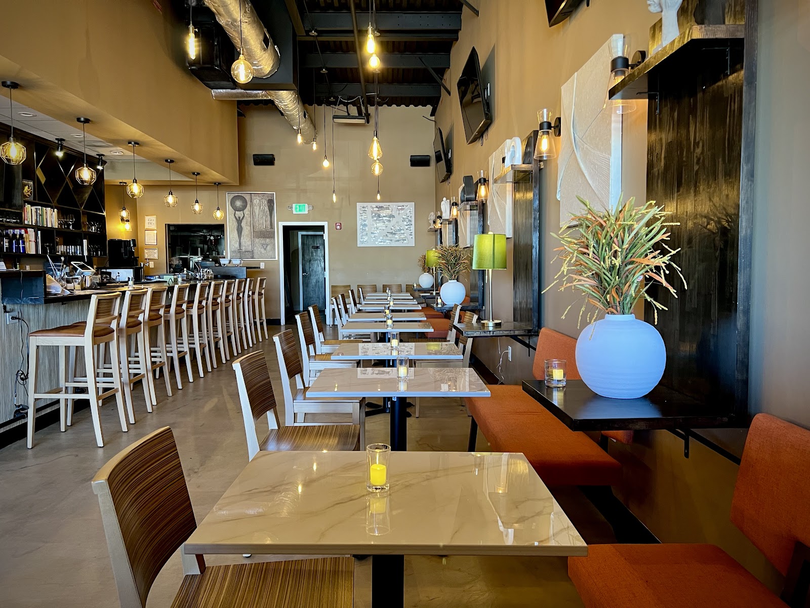 Lowkey Spots visual for Que-Riosity, a Dinner in McDonough.