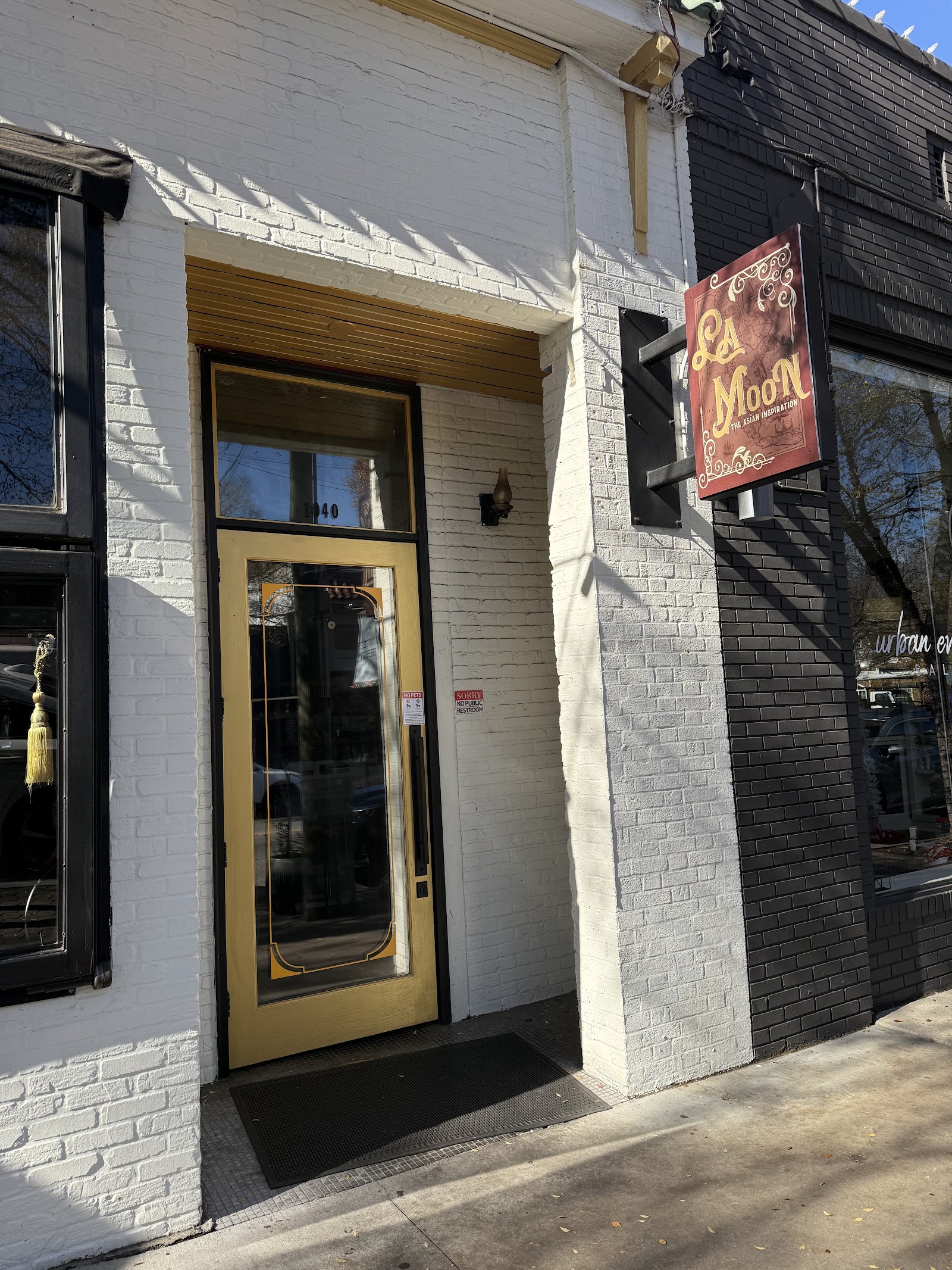 Lowkey Spots visual for La Moon, a Dinner in Virginia-Highland.